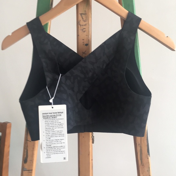 Lululemon Sports bra NWT - Picture 3 of 4